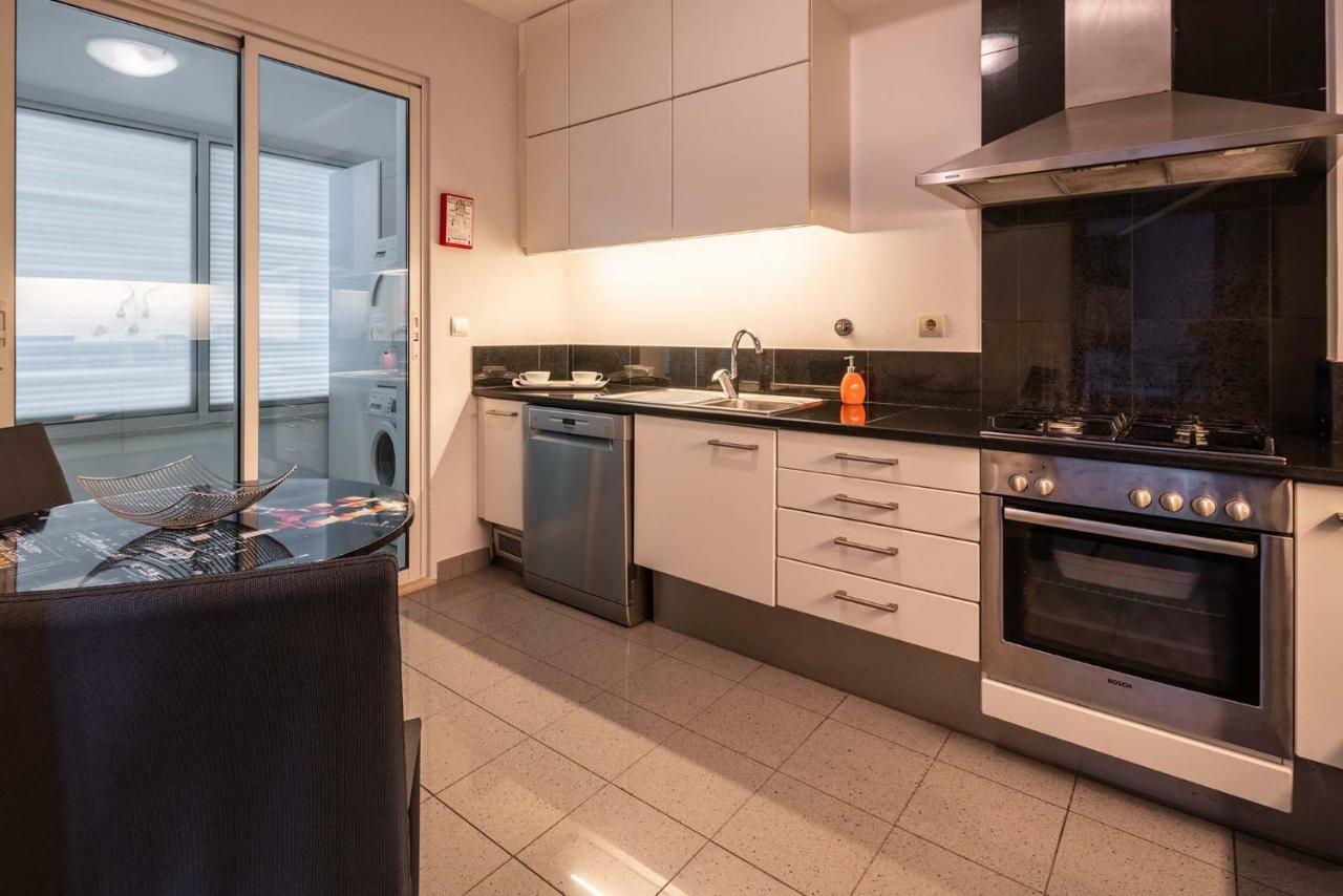 Oceanside Terrace Apartment By Holiday Rental Madeira Funchal  Eksteriør bilde