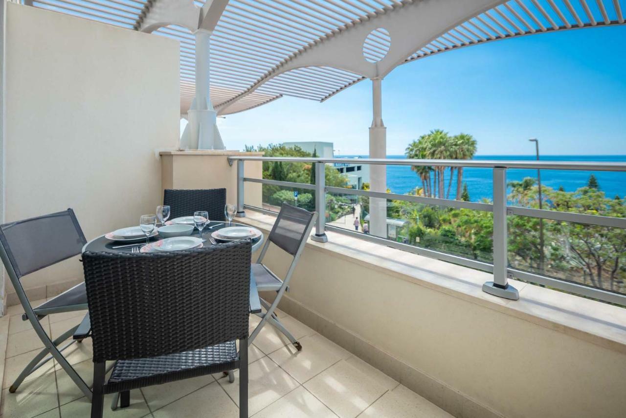 Oceanside Terrace Apartment By Holiday Rental Madeira Funchal  Eksteriør bilde
